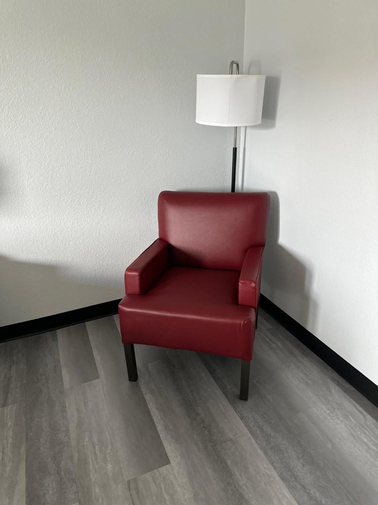 Super 8 By Wyndham Alexandria La Hotel Luaran gambar